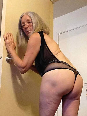 mature horny grannies intercourse pics