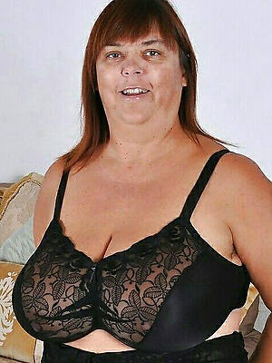 hot fat bra of age pics