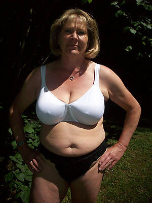 naughty mature ladies in bras