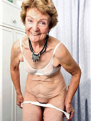 sexy hot grannies of age home pics