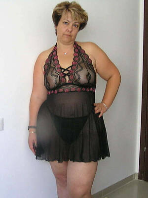 free porn pics of erotic mature women underthings