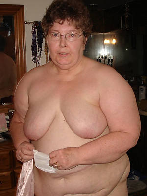 hotties older mature naked women pics