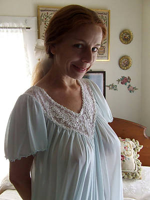 outstanding example mature women mom porn