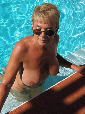 beautiful mature in glasses naked photo