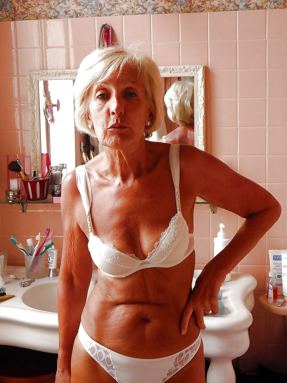 Nude Models Over 60