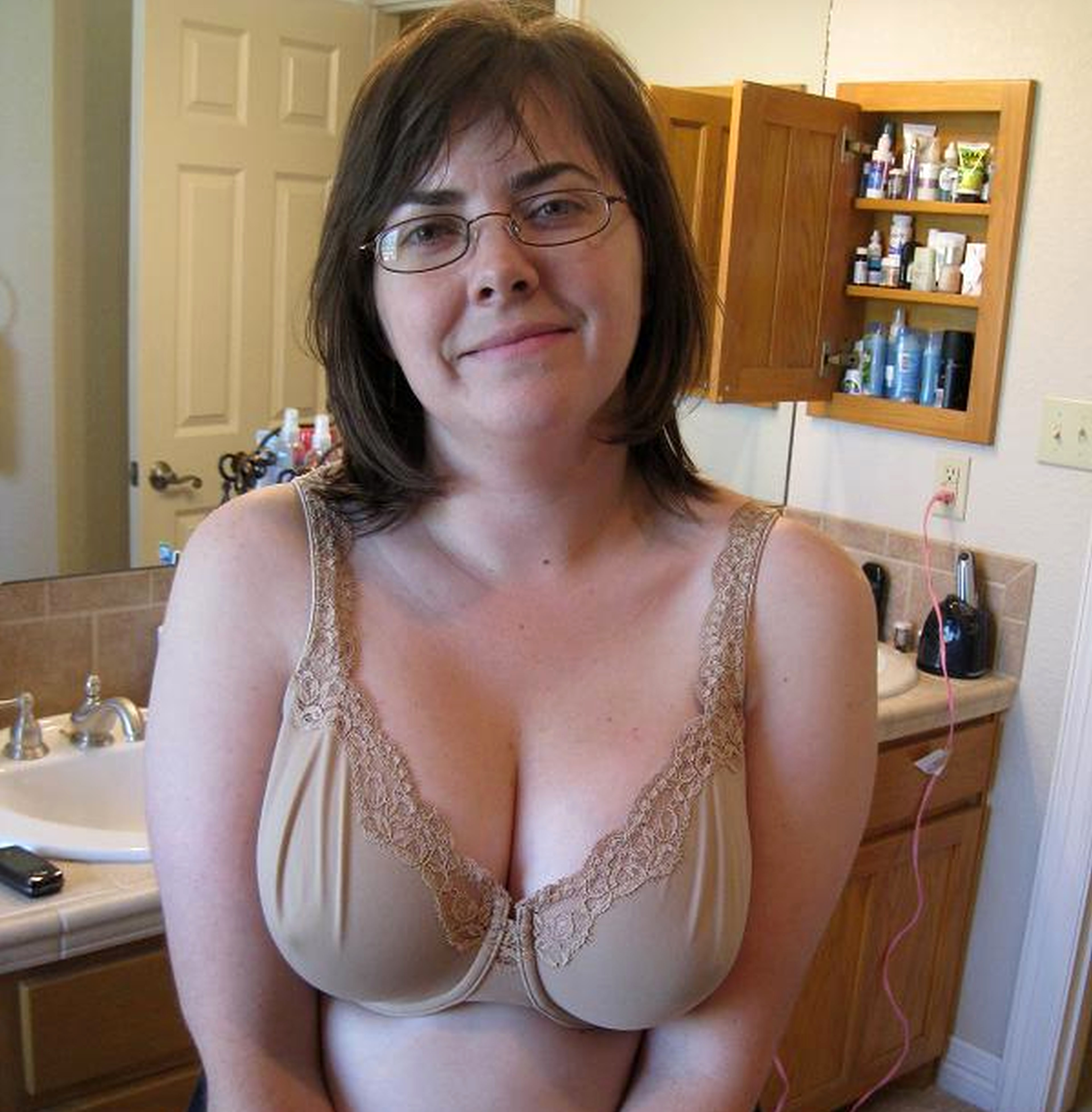 Mature Nude Wife Glasses